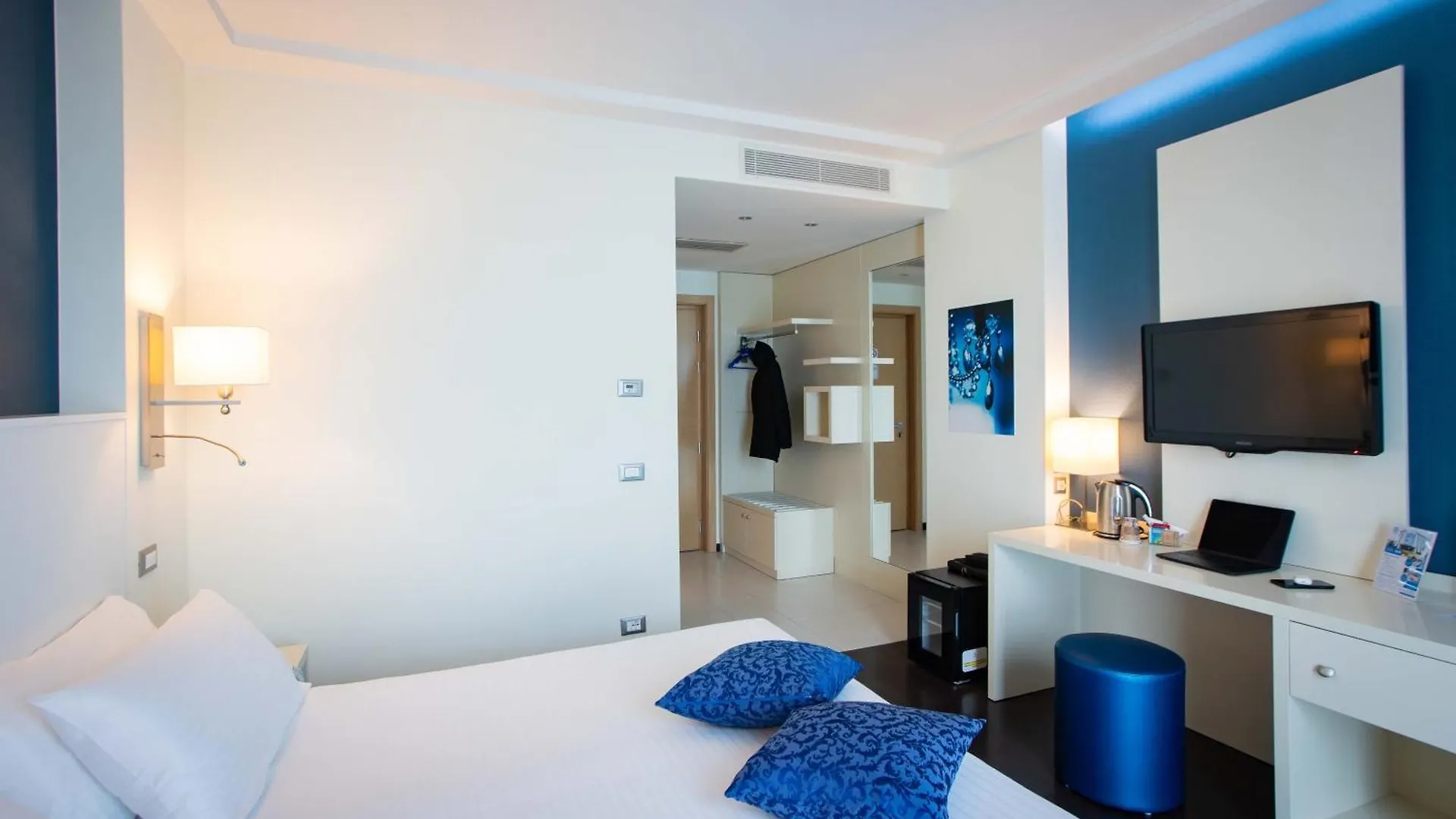 An Hotel Milano Melegnano Carpiano 4*,  Italië